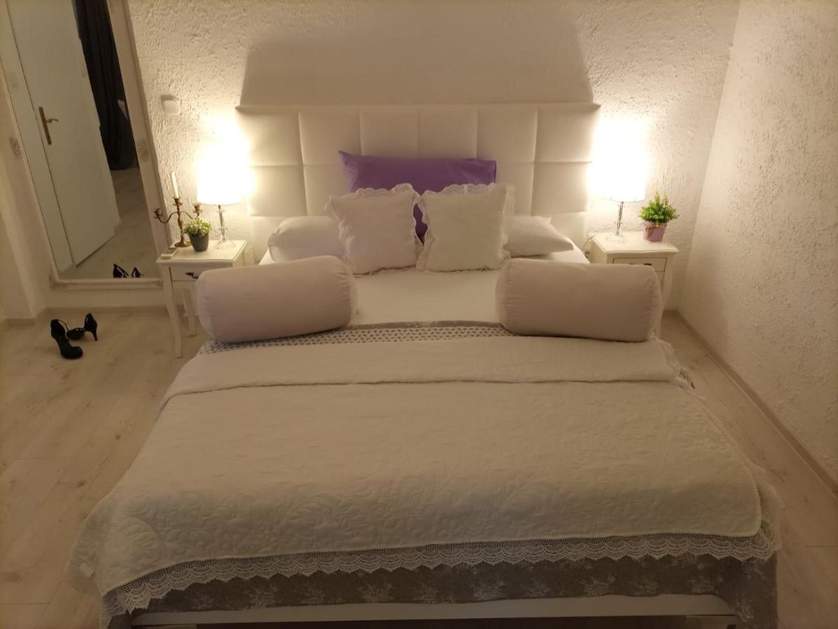 Apartment Jozefina Пореч Экстерьер фото